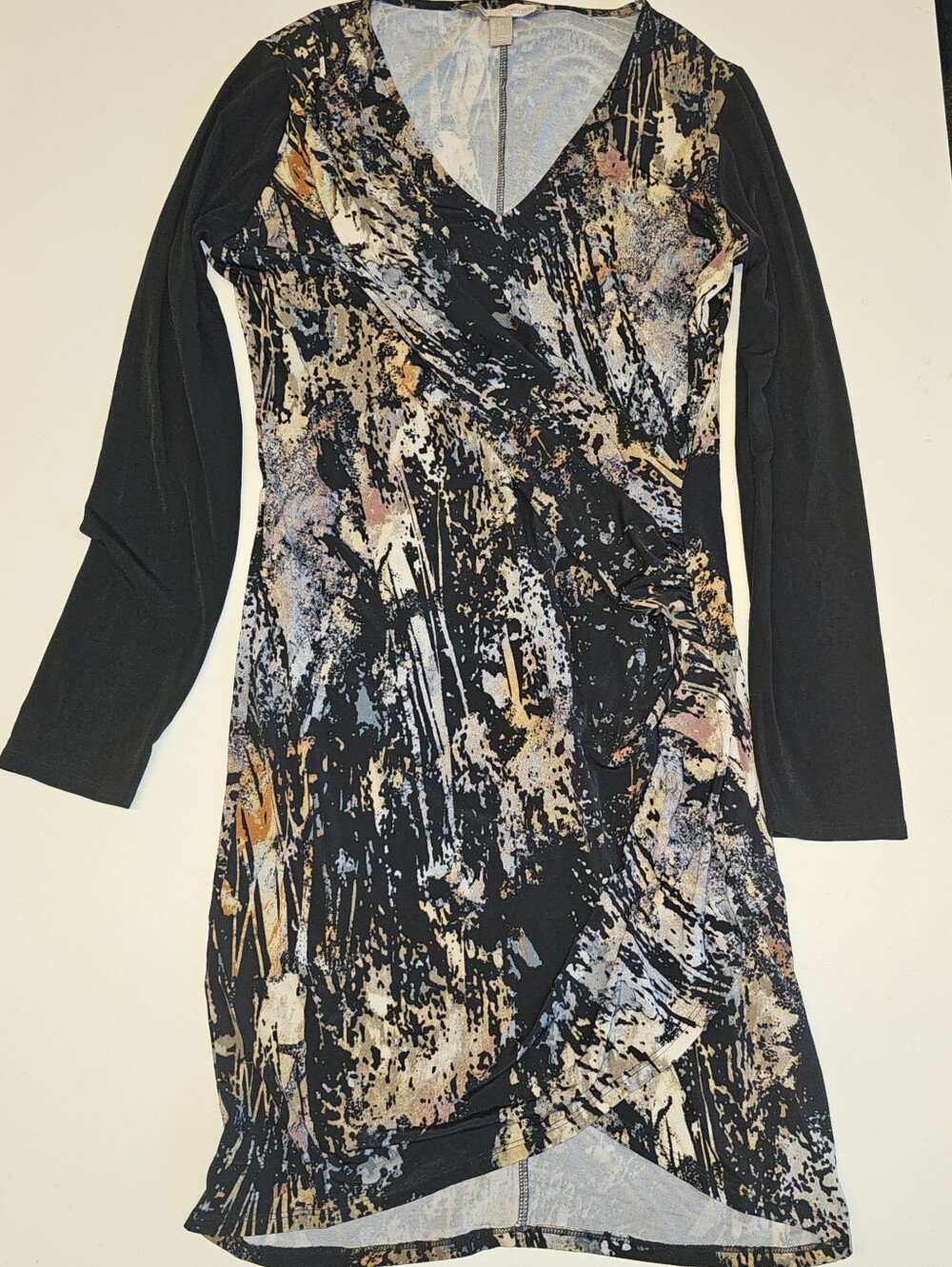 EUC | L | Forever 21 Contemporary | Abstract Print Long Sleeve Wrap Midi Dress